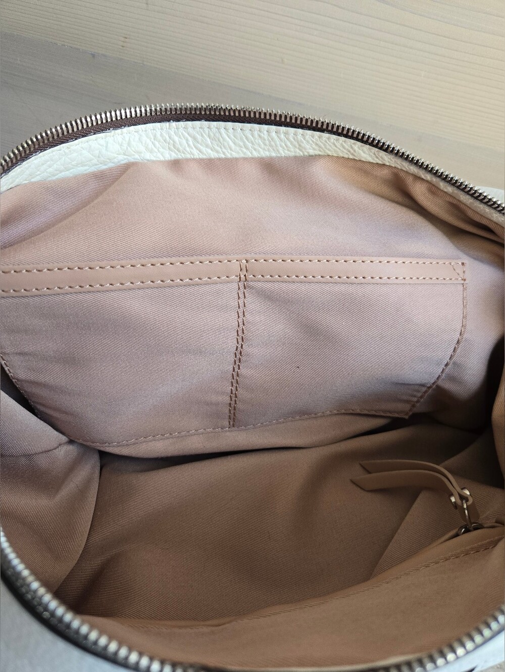 EUC Gianni Chiarini Leather Duna Tote Bag - Picture 13 of 15